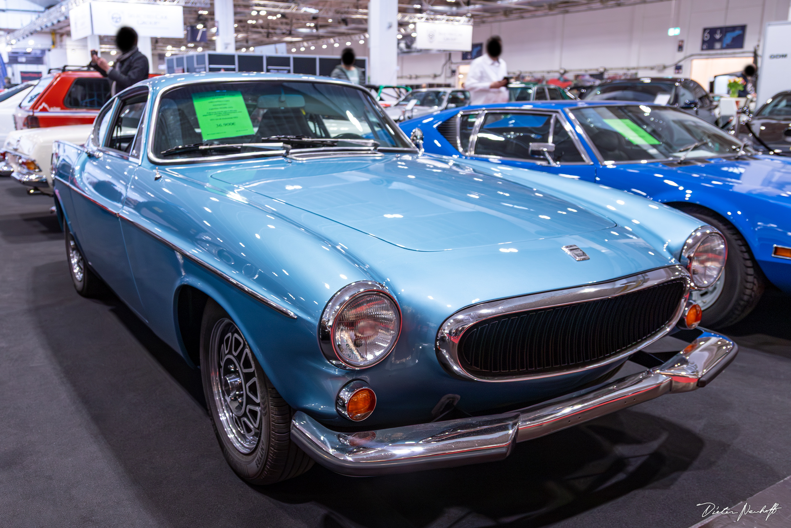 Volvo P1800