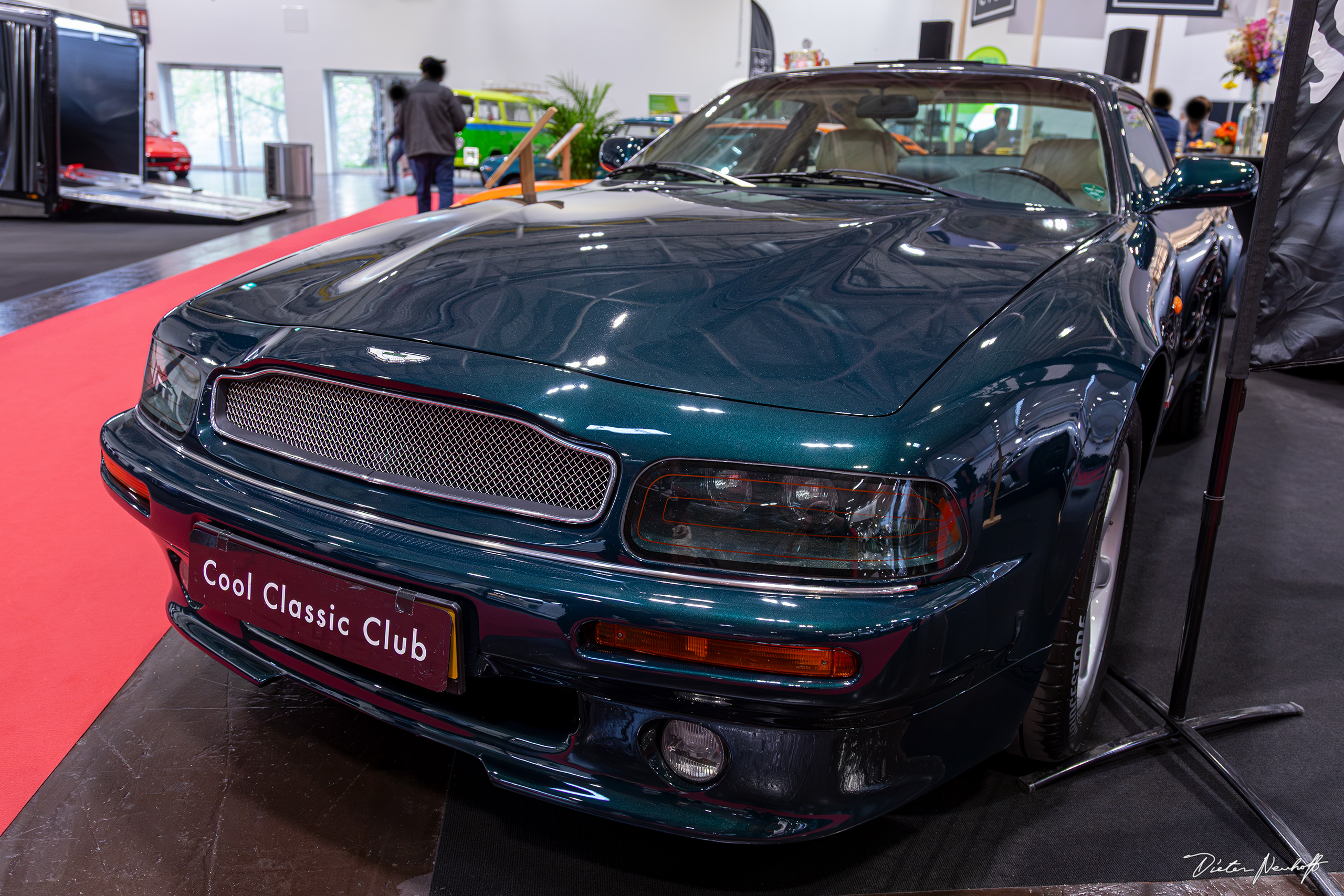 Aston Martin V8 Coupe