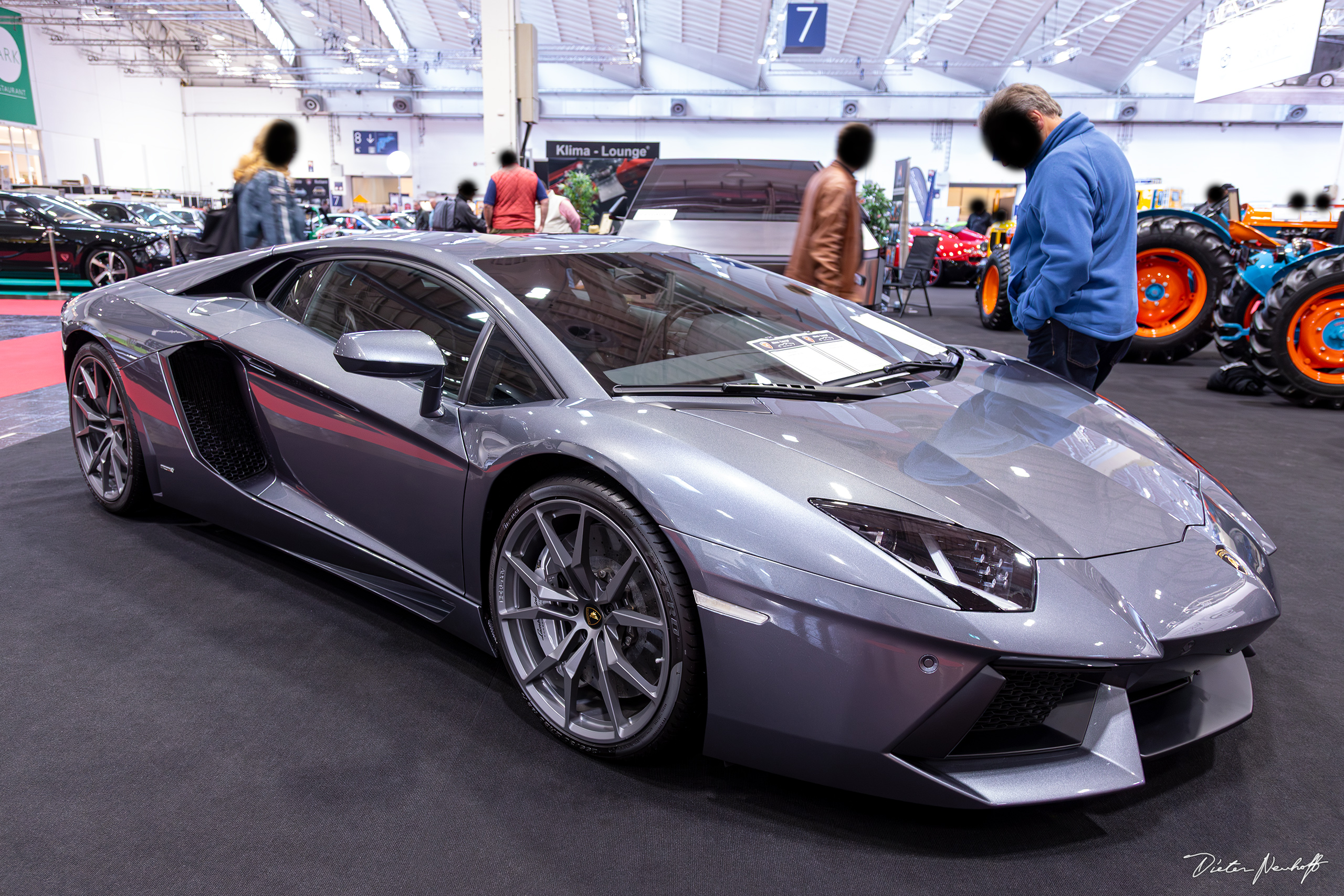 Lamborghini Aventador LP 700/4