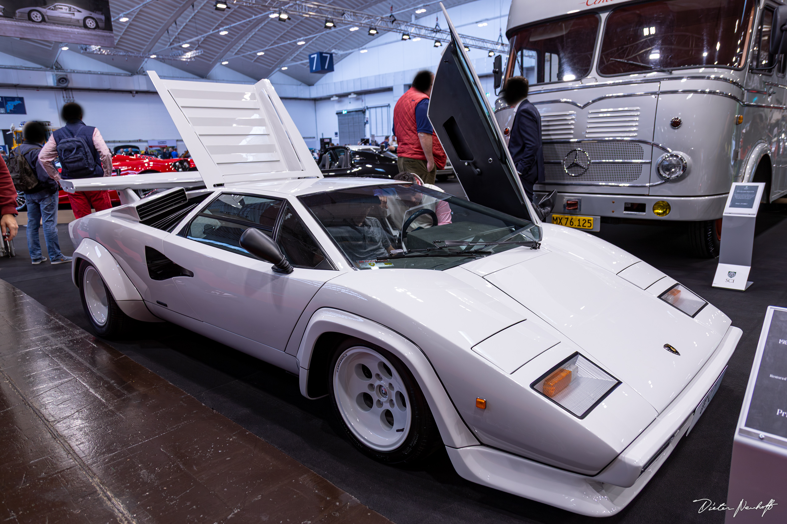 Lamborghini Countach LP400 S